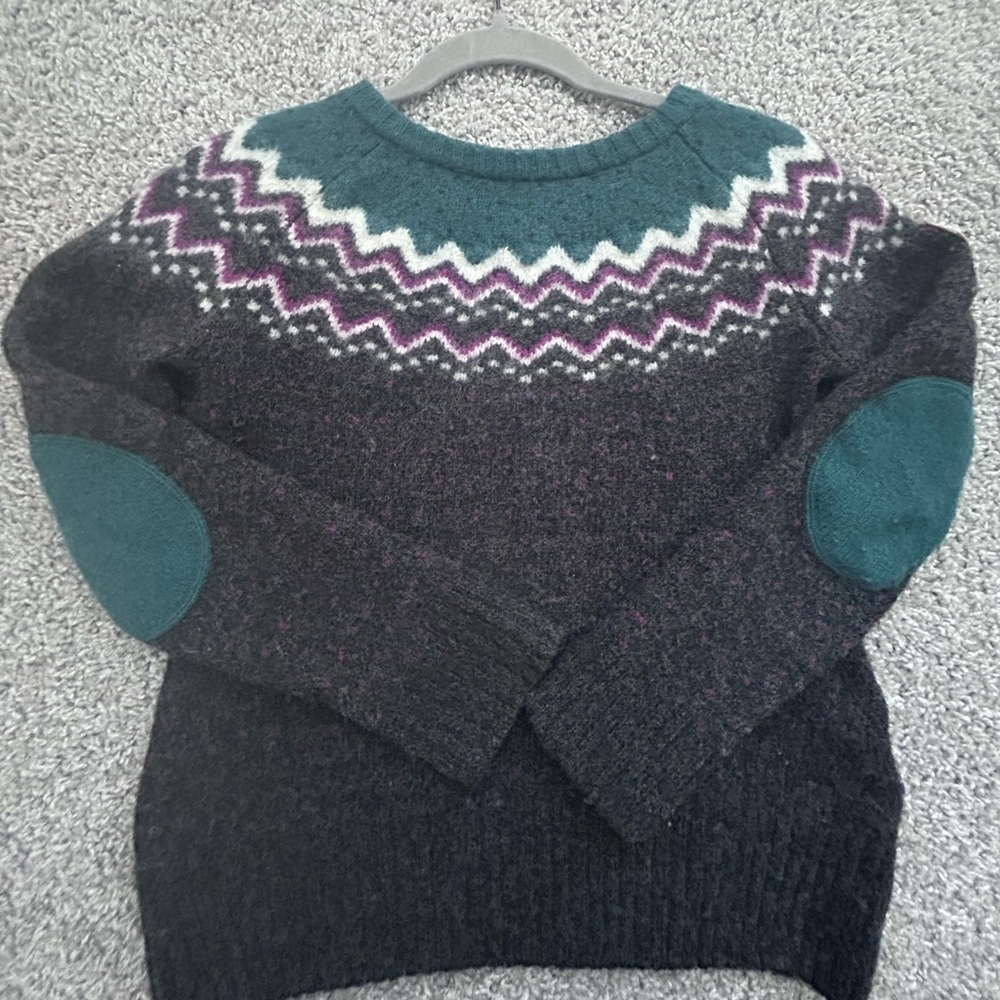 Fjallraven 100% wool sweater

Size S